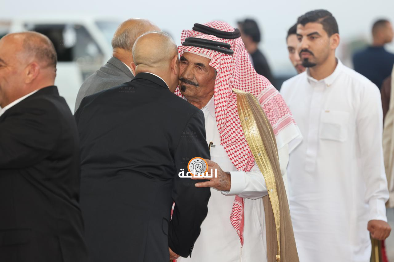 Madar Al-Saa Images 0.4941003529749599