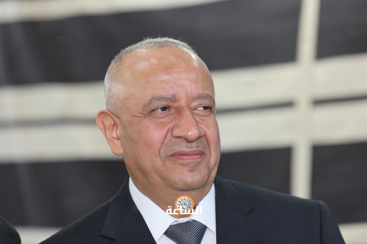 Madar Al-Saa Images 0.3246057894334127