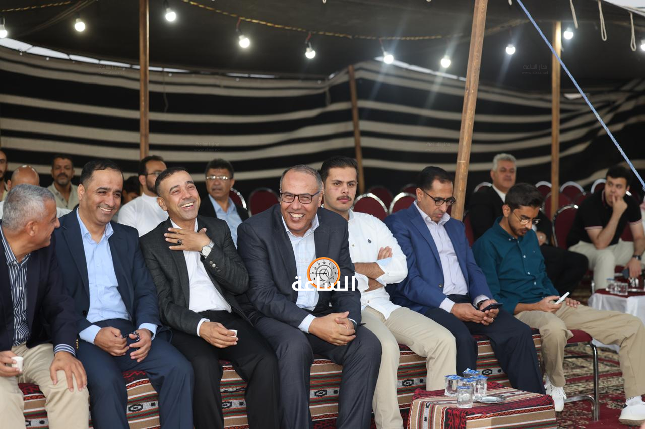 Madar Al-Saa Images 0.40048773039296004