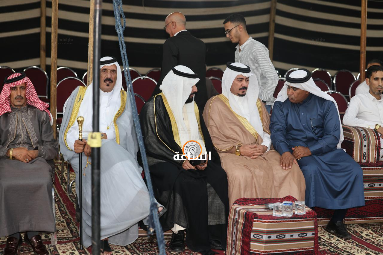 Madar Al-Saa Images 0.011933791501017699