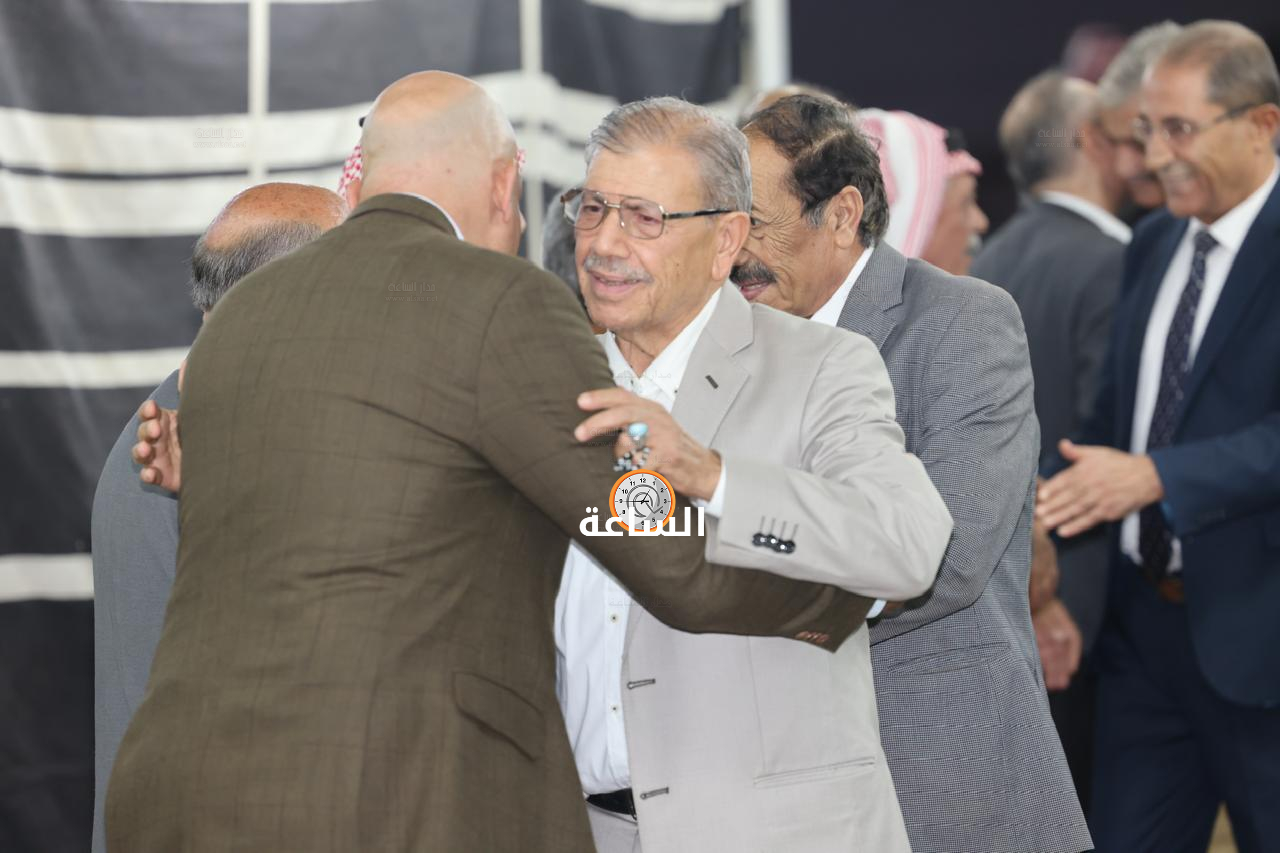 Madar Al-Saa Images 0.8609025310822986