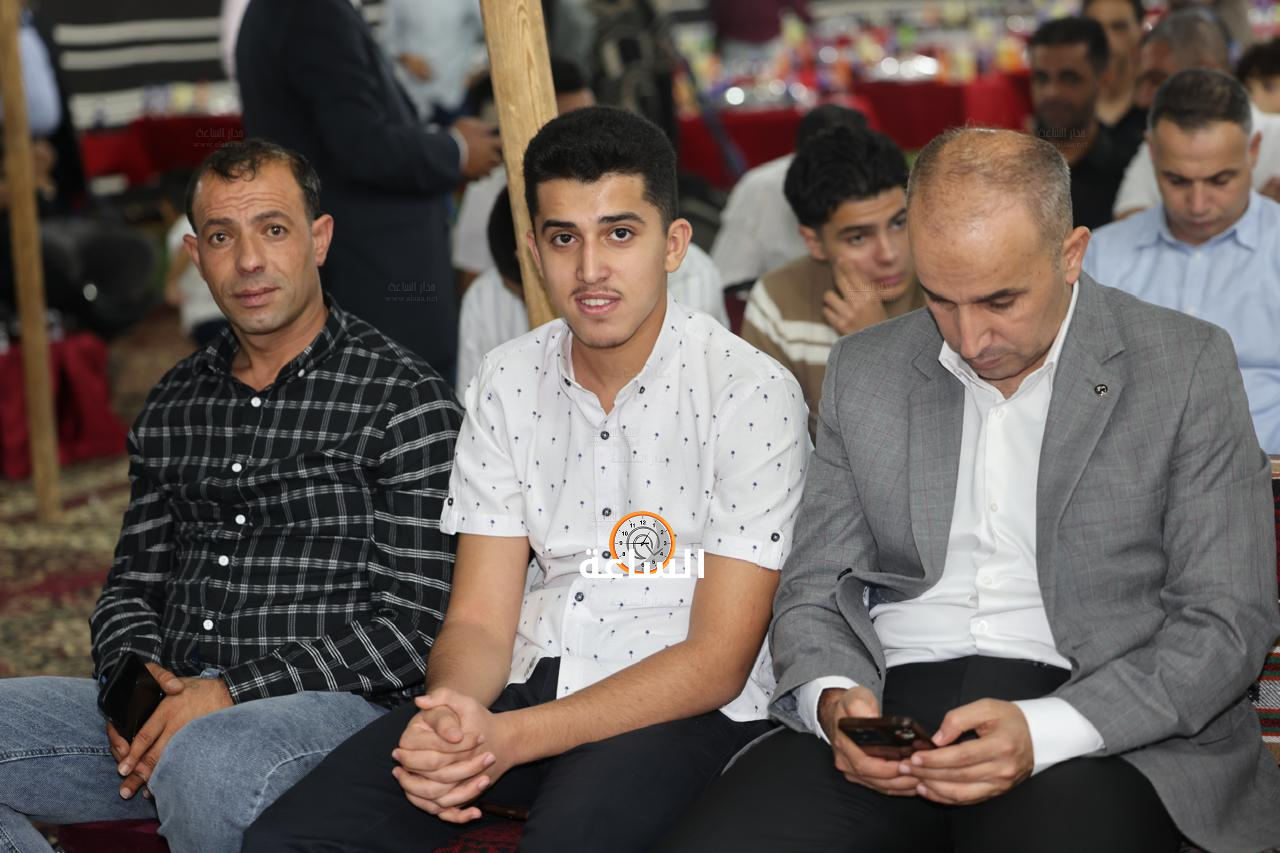 Madar Al-Saa Images 0.8515305819060278