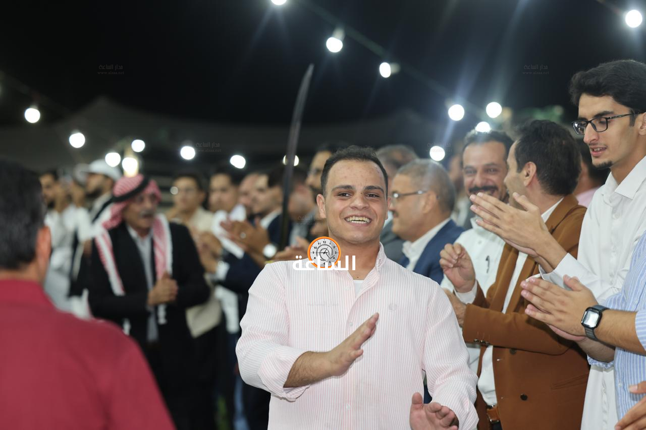 Madar Al-Saa Images 0.3189782349985243