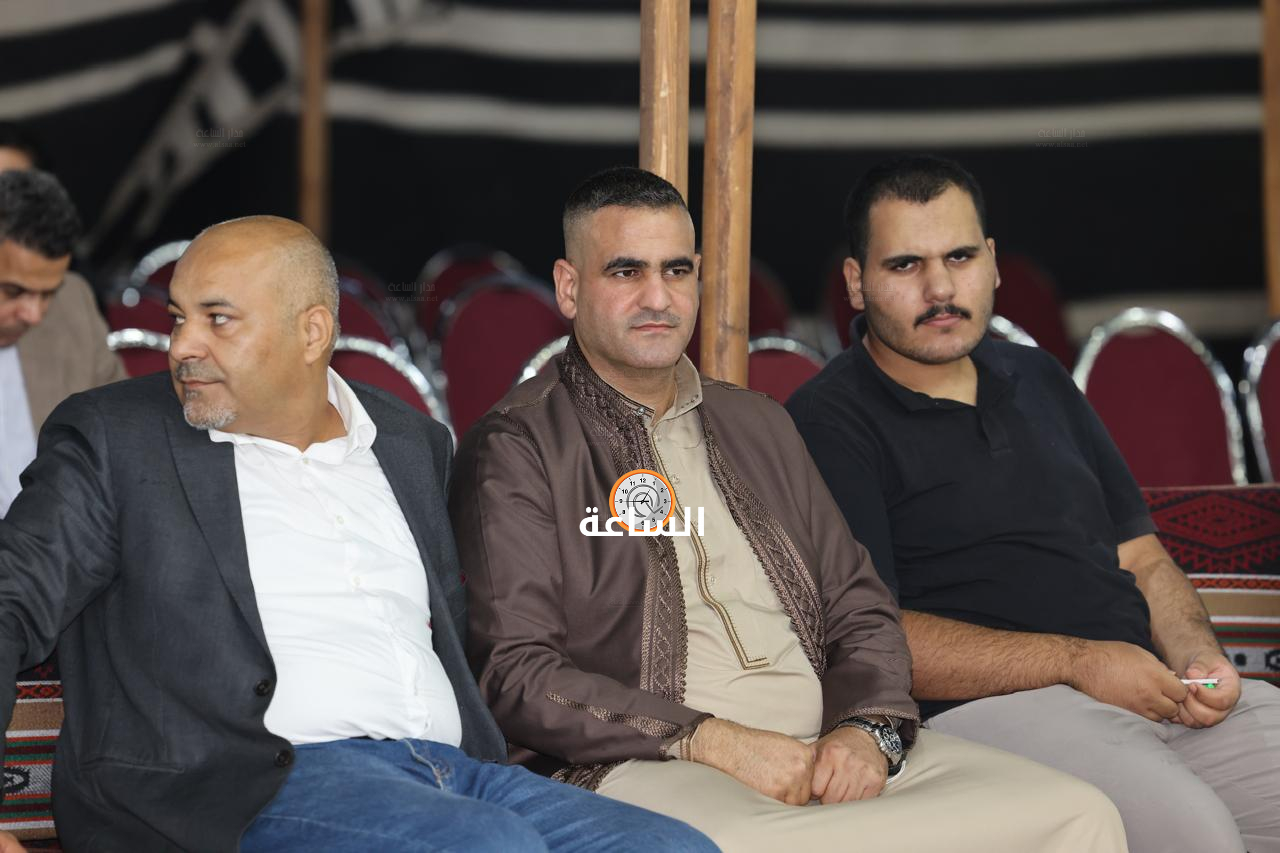 Madar Al-Saa Images 0.3042885830390215