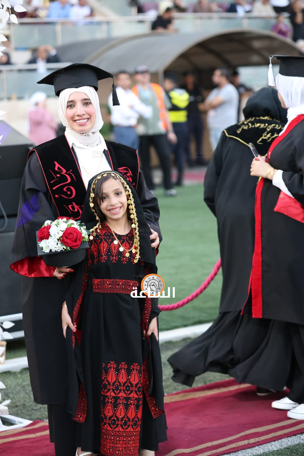 Madar Al-Saa Images 0.46733101697287294