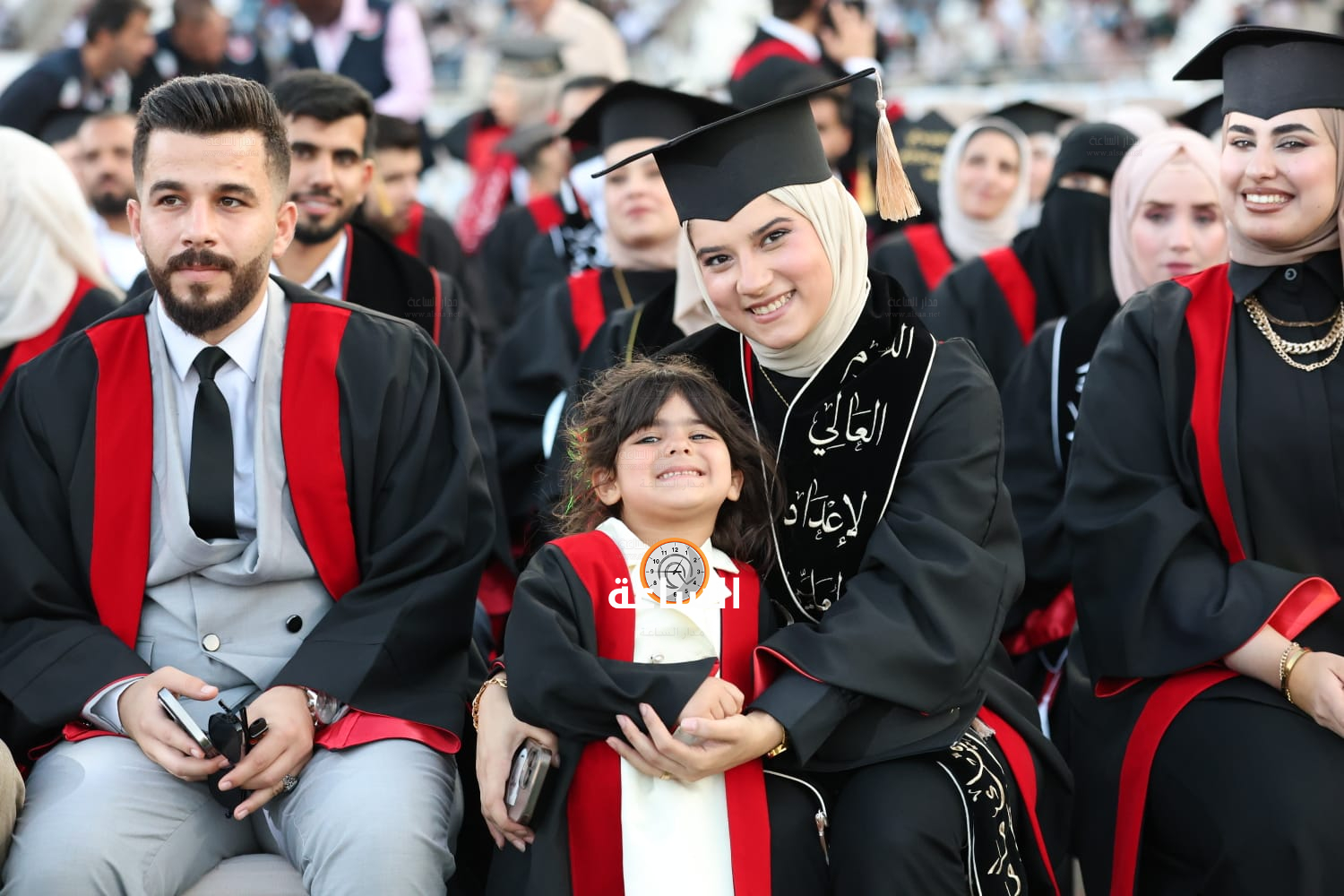 Madar Al-Saa Images 0.37982280188714457