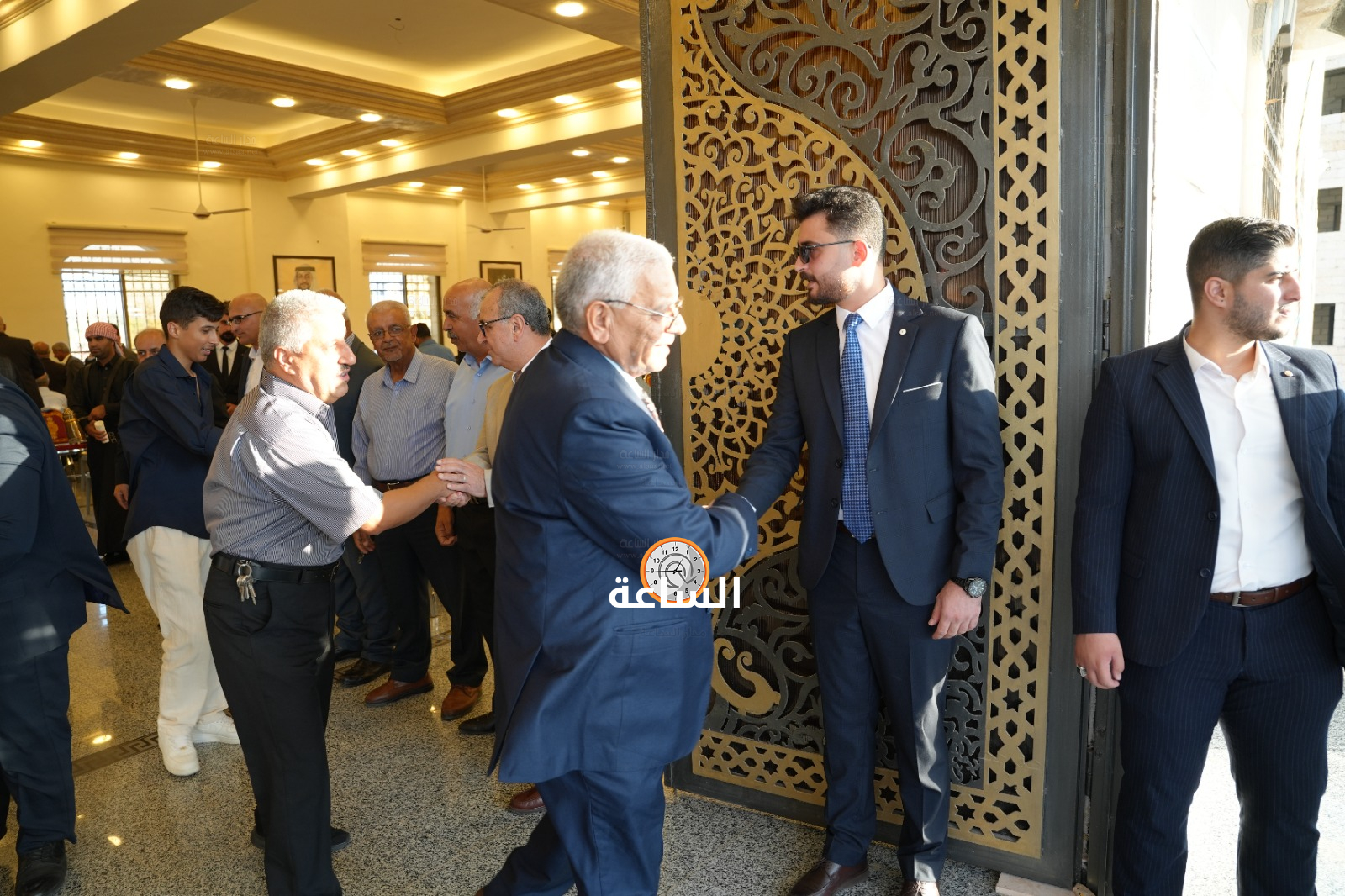 Madar Al-Saa Images 0.11149935189790128