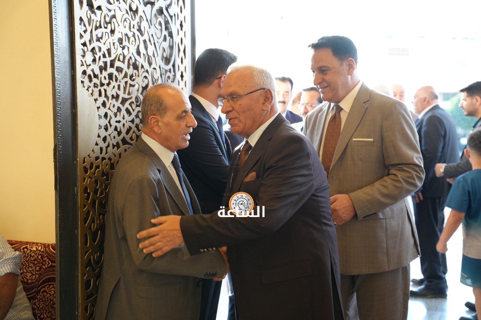 Madar Al-Saa Images 0.5103606687341734