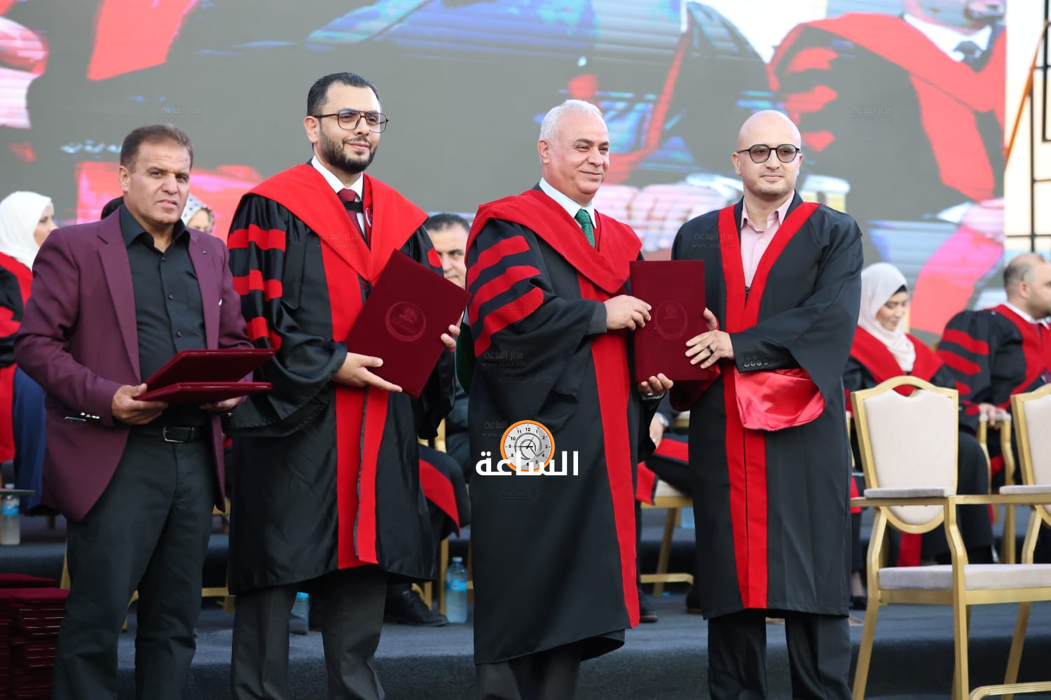 Madar Al-Saa Images 0.7664656512212011