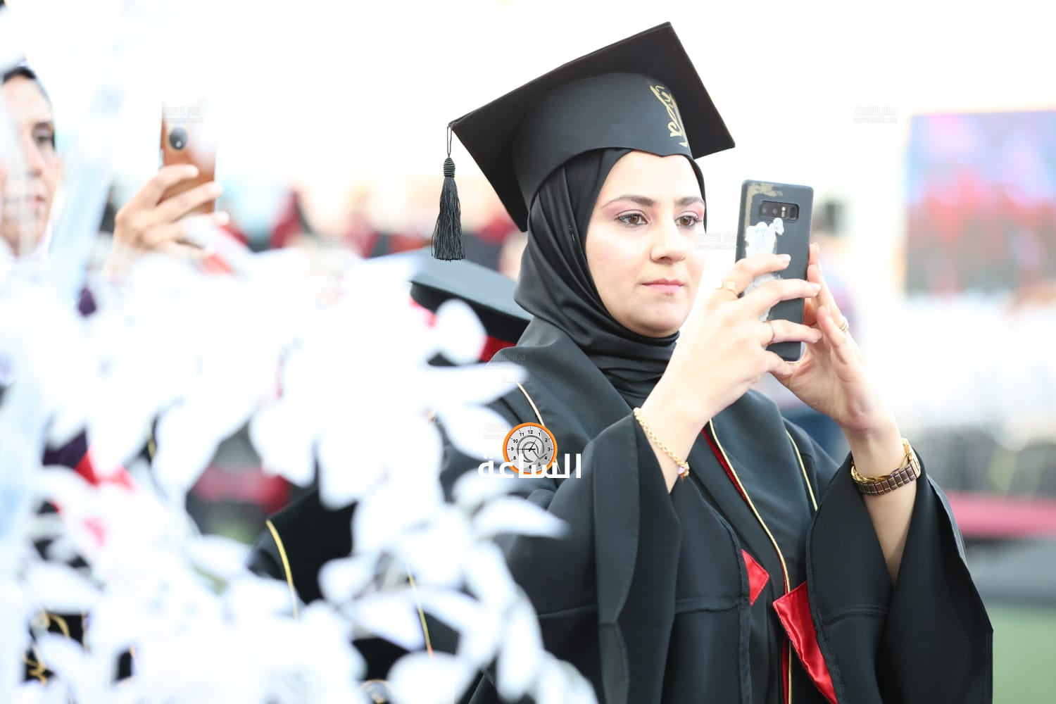 Madar Al-Saa Images 0.32455272786038714