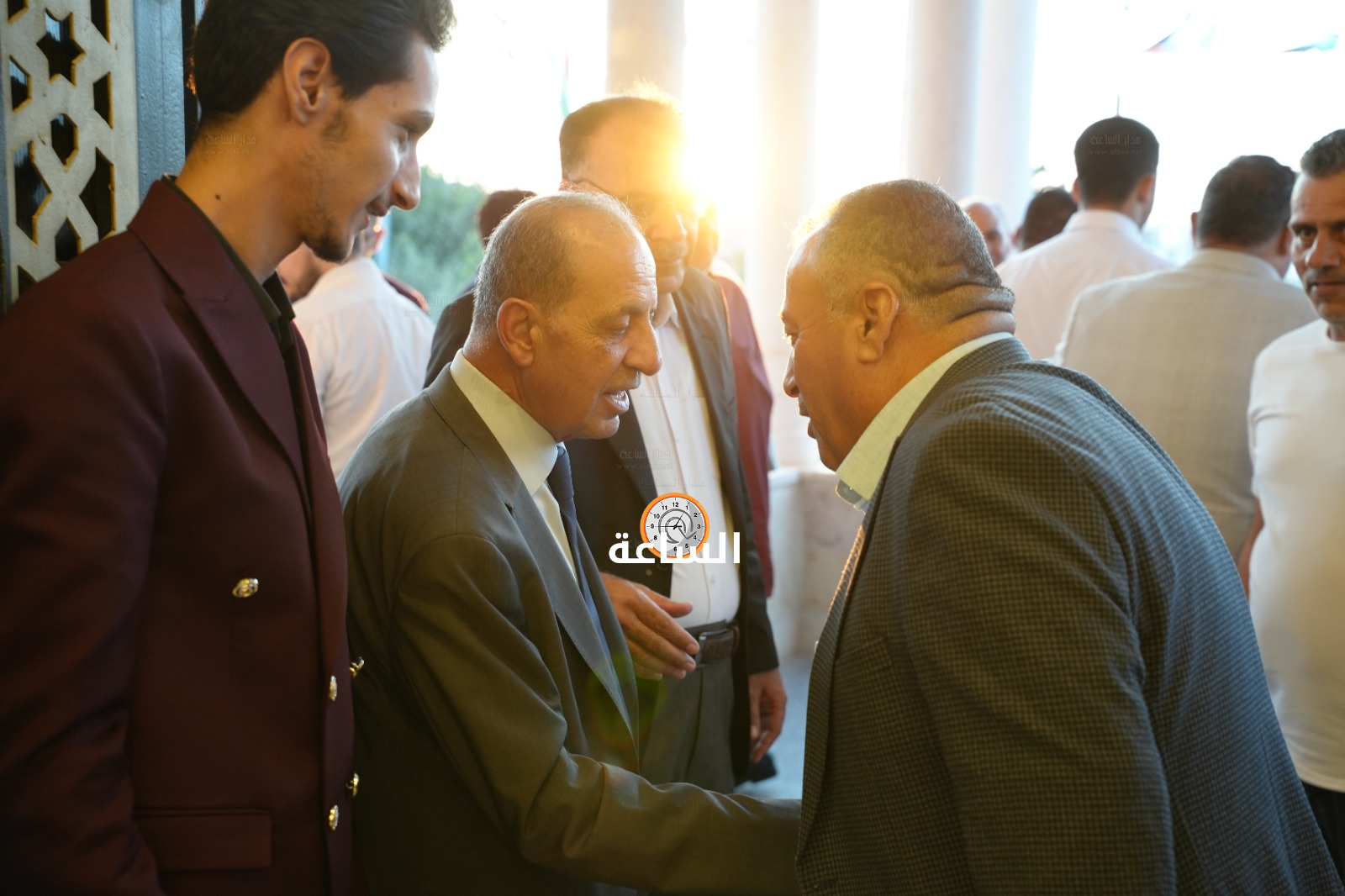 Madar Al-Saa Images 0.4583062297680891