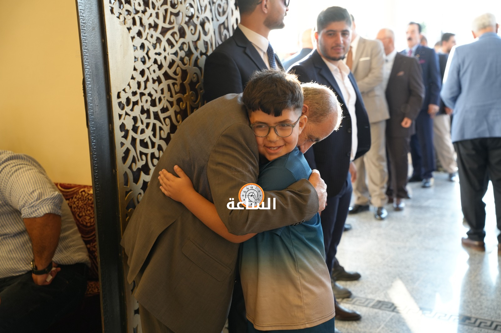 Madar Al-Saa Images 0.6088028100886234
