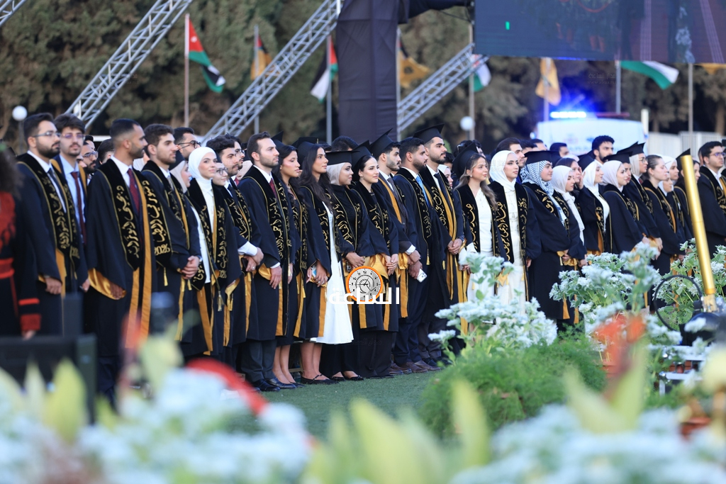 Madar Al-Saa Images 0.9439128494067252