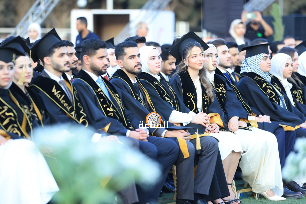 Madar Al-Saa Images 0.81392618083409