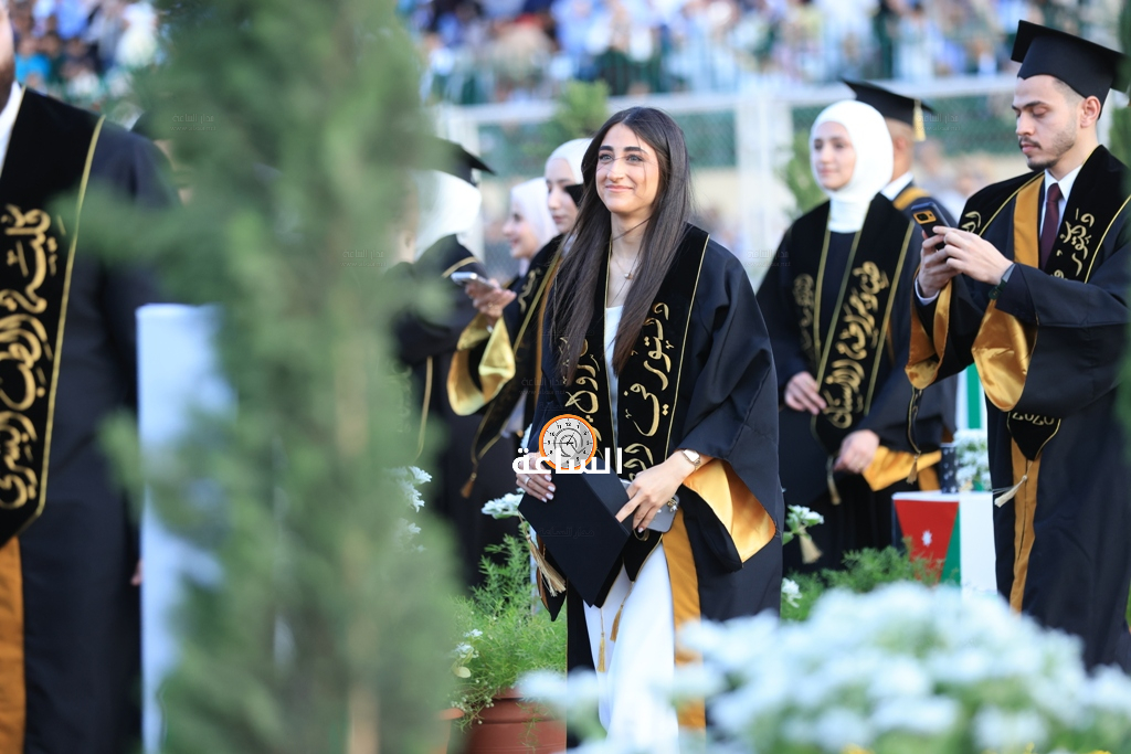 Madar Al-Saa Images 0.18536638847958664