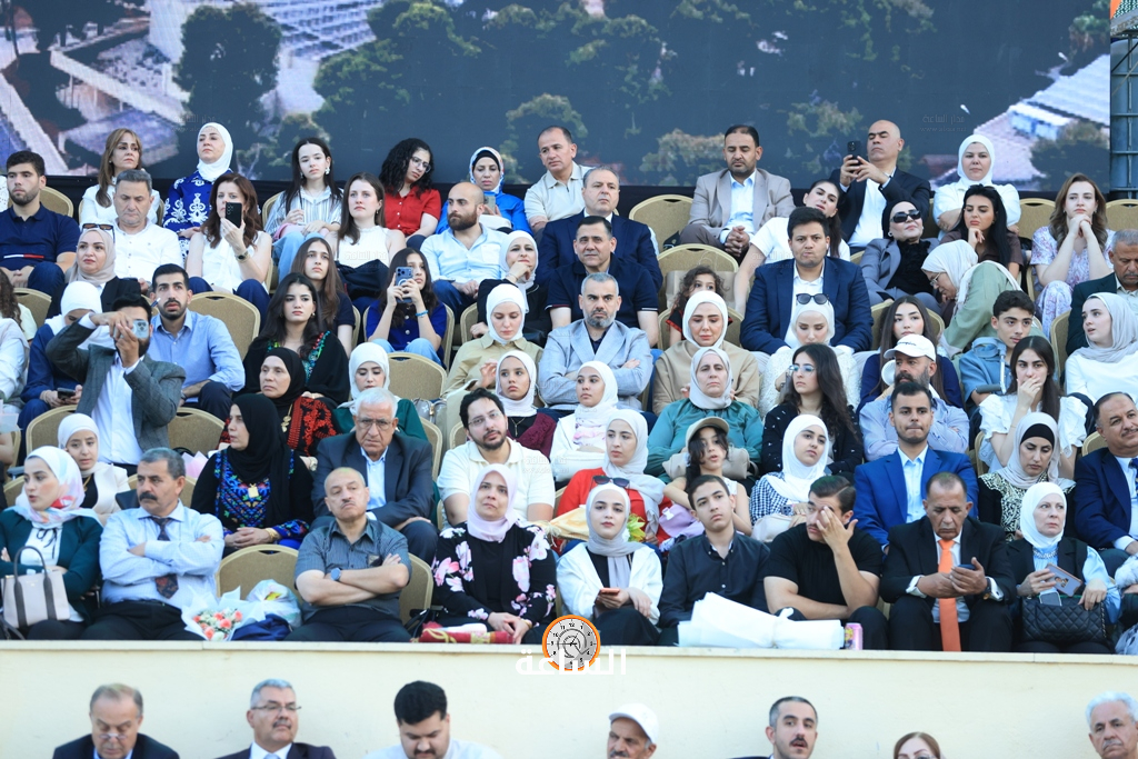 Madar Al-Saa Images 0.5864845091404505