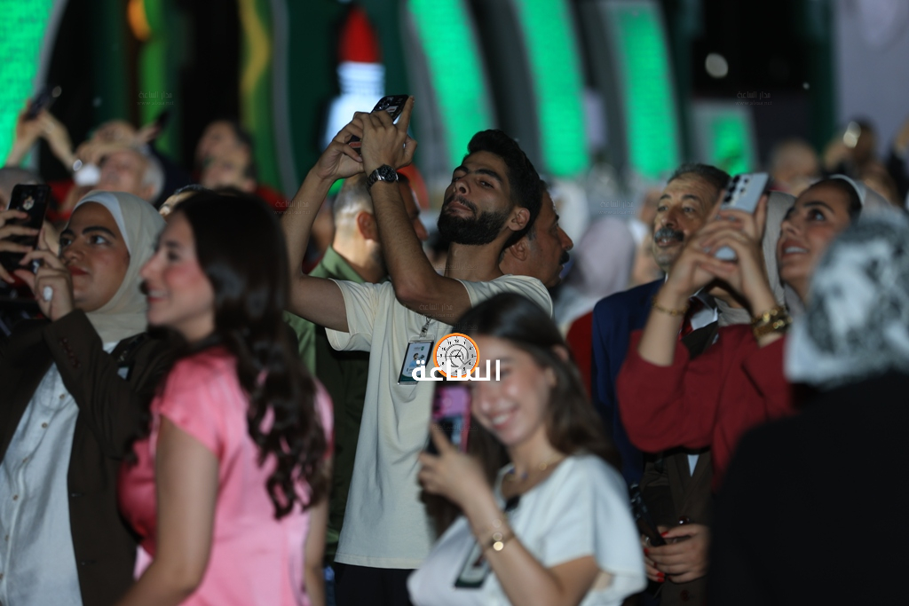 Madar Al-Saa Images 0.725634083464411