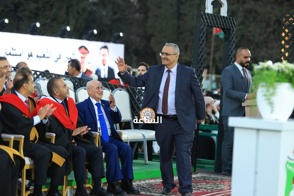 Madar Al-Saa Images 0.2547236791675078