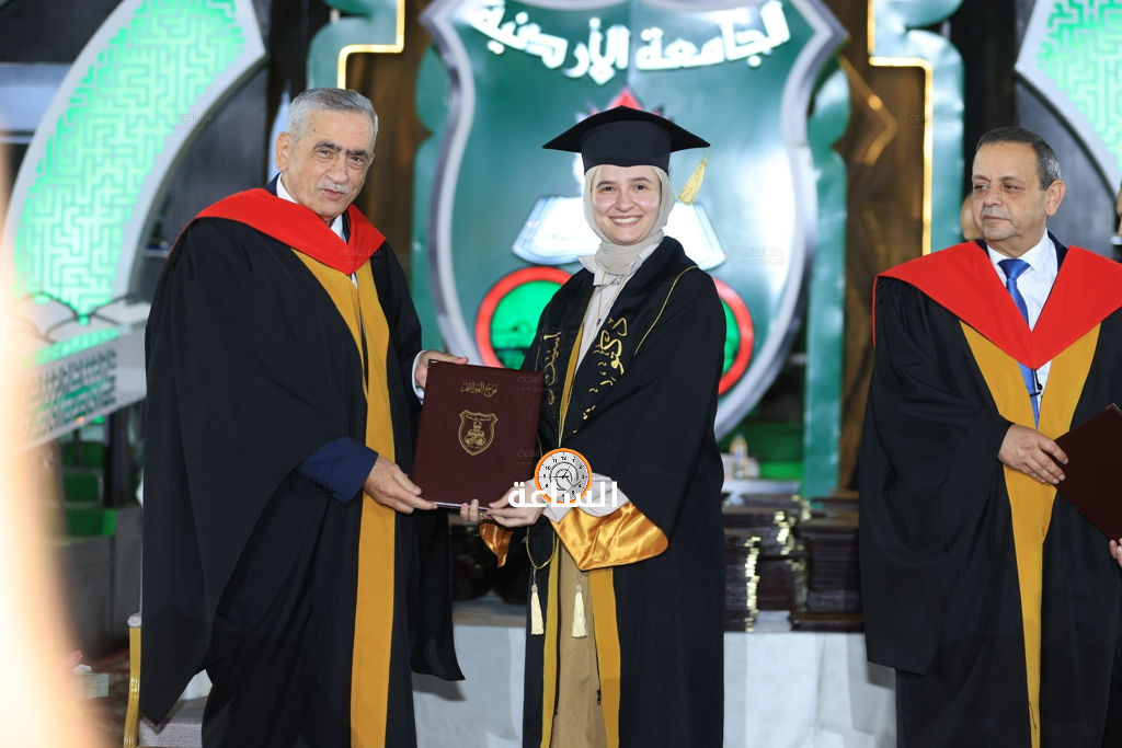 Madar Al-Saa Images 0.2960620311997666