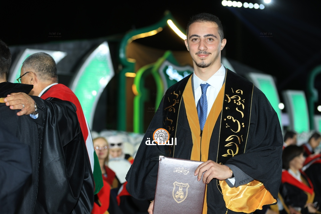 Madar Al-Saa Images 0.3711577560696253