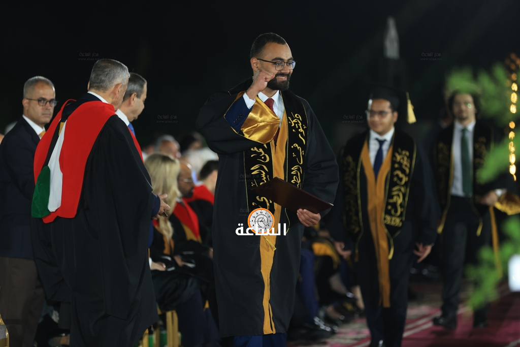Madar Al-Saa Images 0.6723390606178883