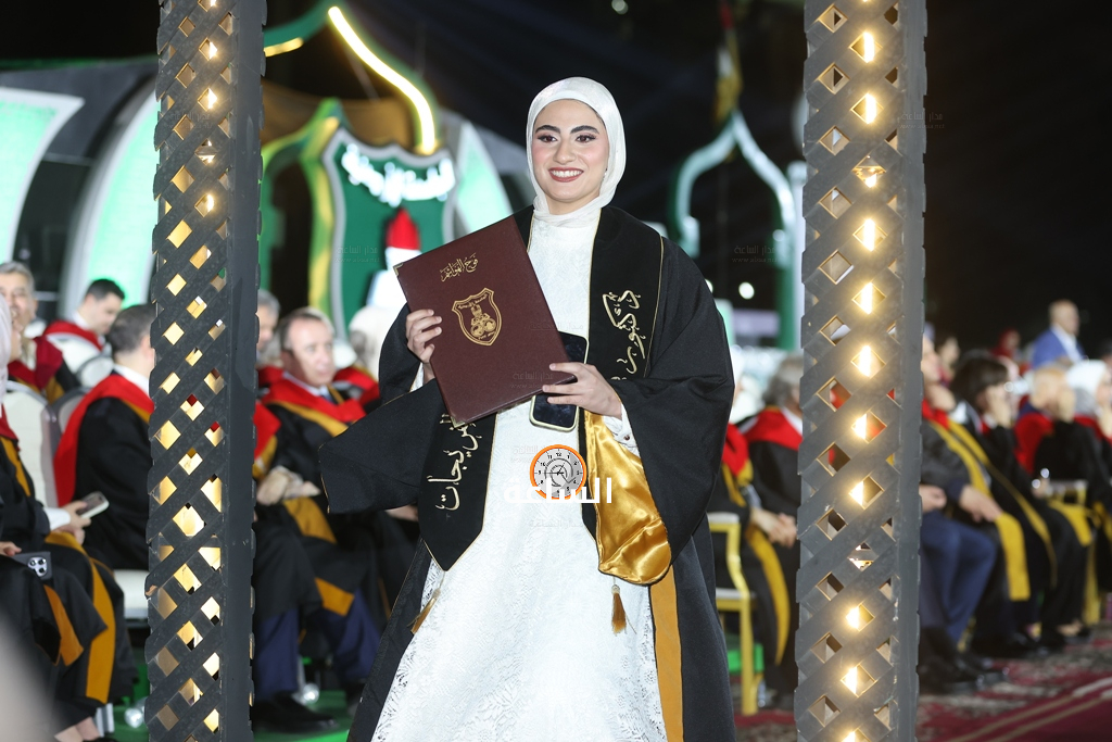 Madar Al-Saa Images 0.7433025345405301