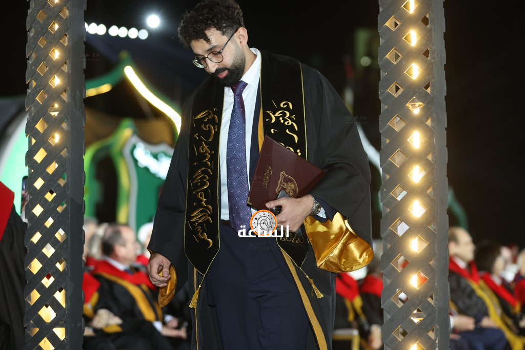 Madar Al-Saa Images 0.09549512154187001