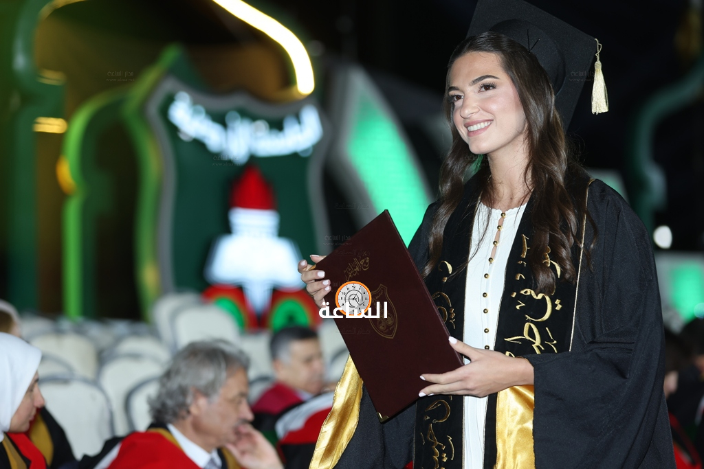 Madar Al-Saa Images 0.67471226123389