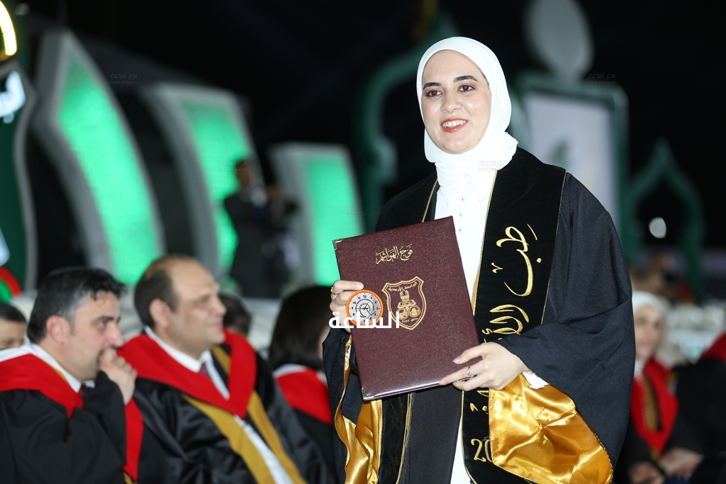 Madar Al-Saa Images 0.0584392619383981