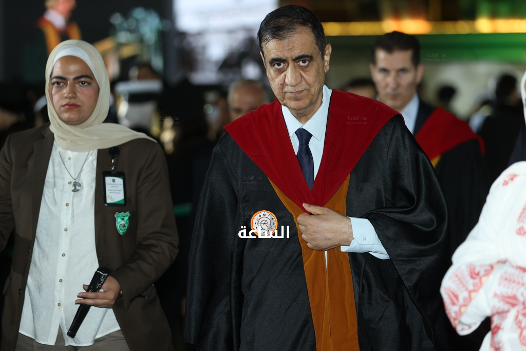 Madar Al-Saa Images 0.4351348292798437