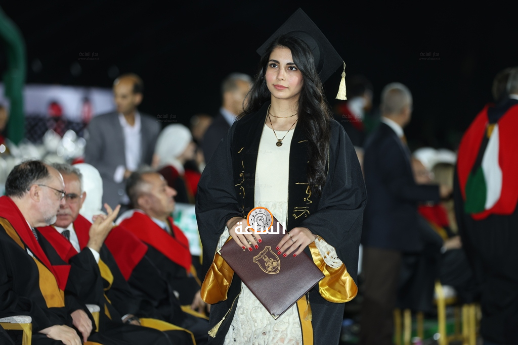 Madar Al-Saa Images 0.05719817693787255