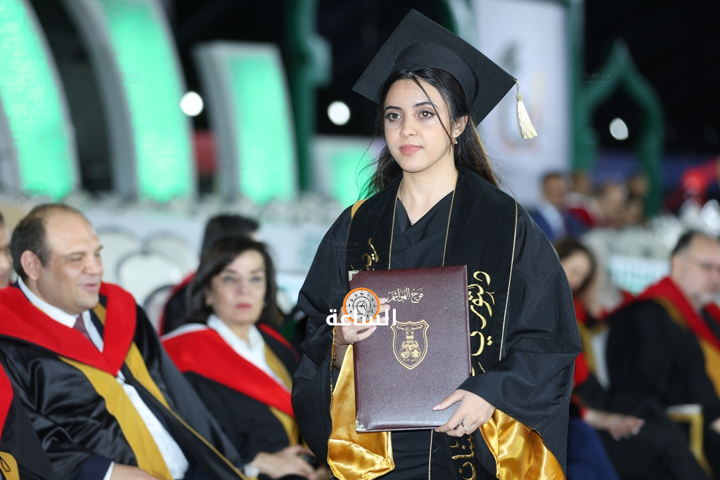 Madar Al-Saa Images 0.736824412879009