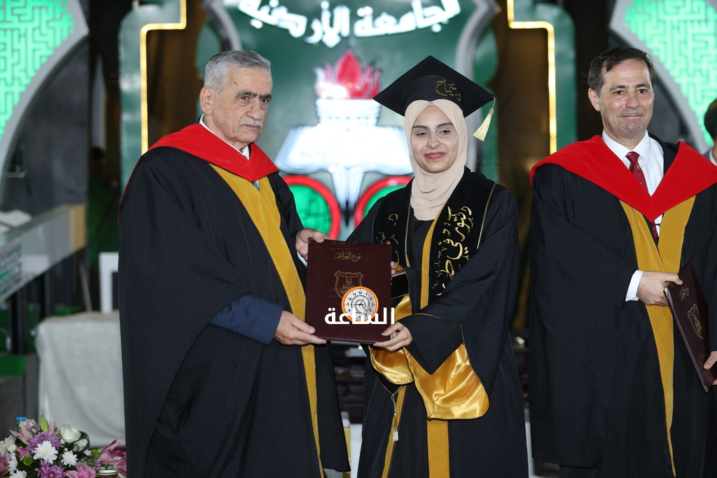 Madar Al-Saa Images 0.21189772082202019