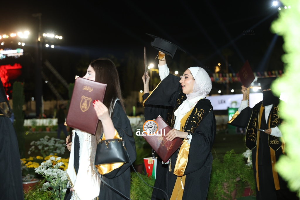 Madar Al-Saa Images 0.15871404282270063