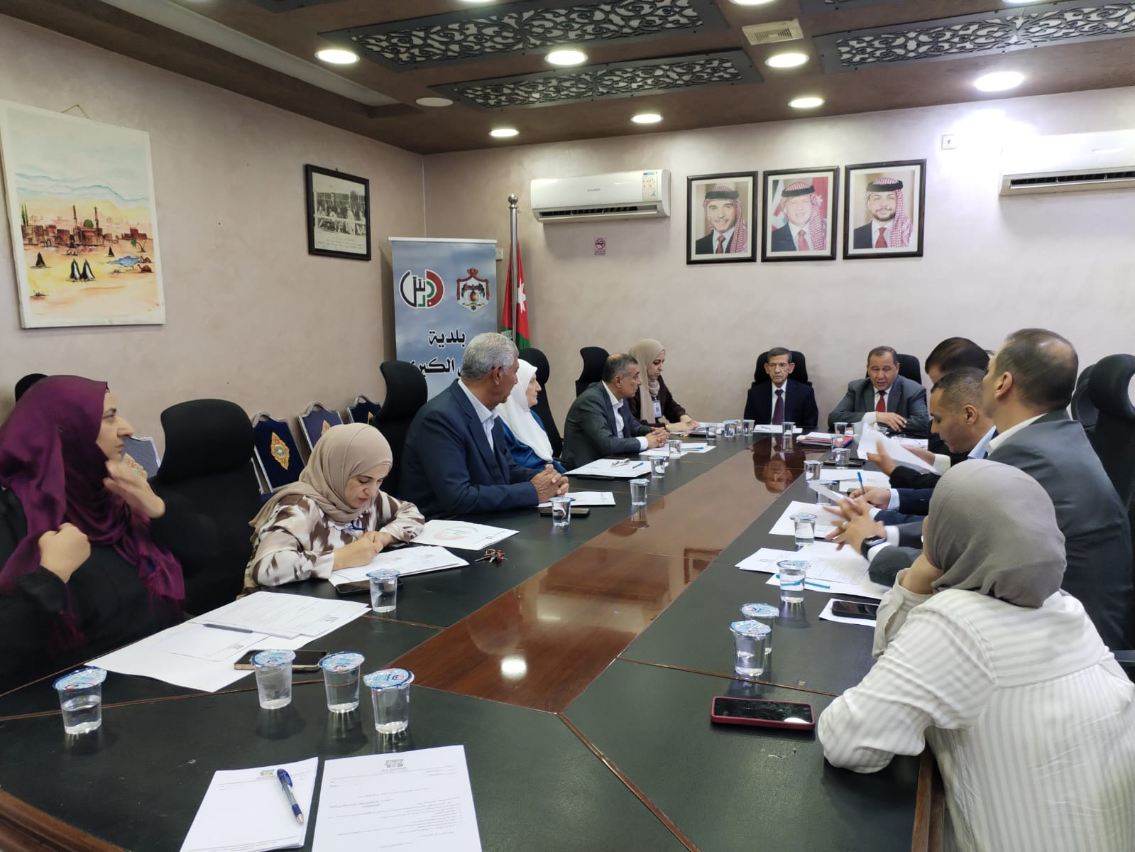 Madar Al-Saa Images 0.37518361937029565