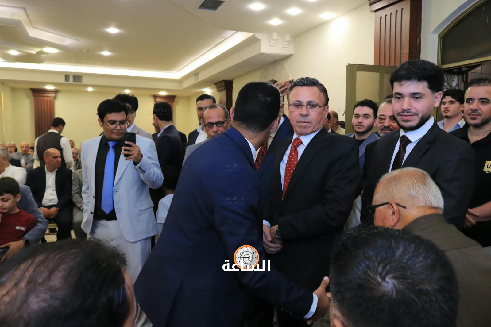 Madar Al-Saa Images 0.7042523395925897
