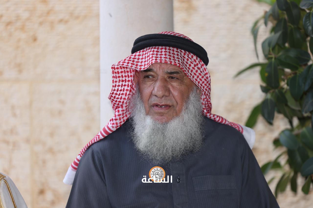 Madar Al-Saa Images 0.8248570319960444