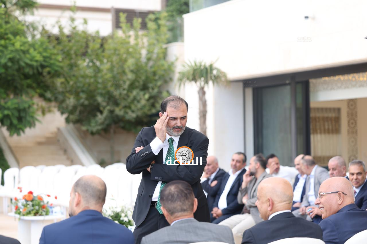 Madar Al-Saa Images 0.2871455541339566
