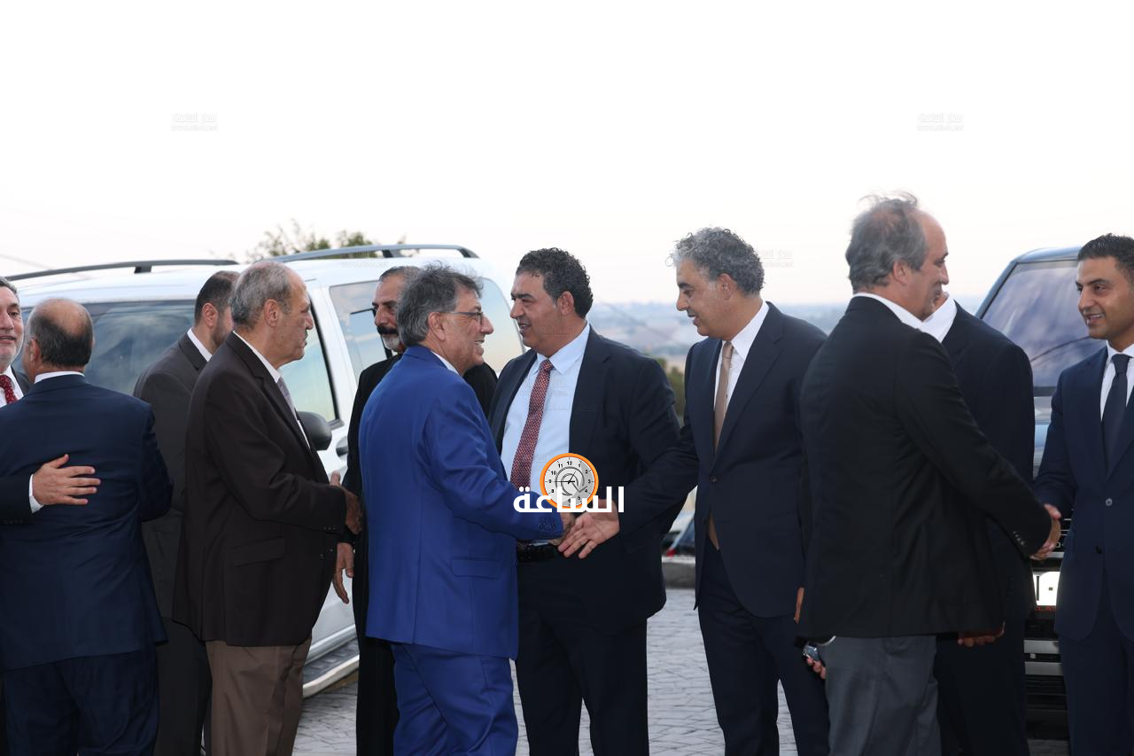 Madar Al-Saa Images 0.45280403614382625
