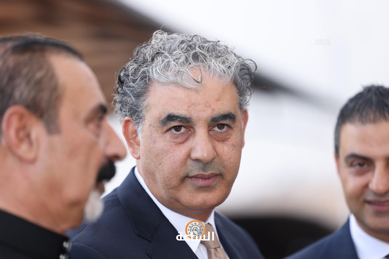Madar Al-Saa Images 0.2296822605661062