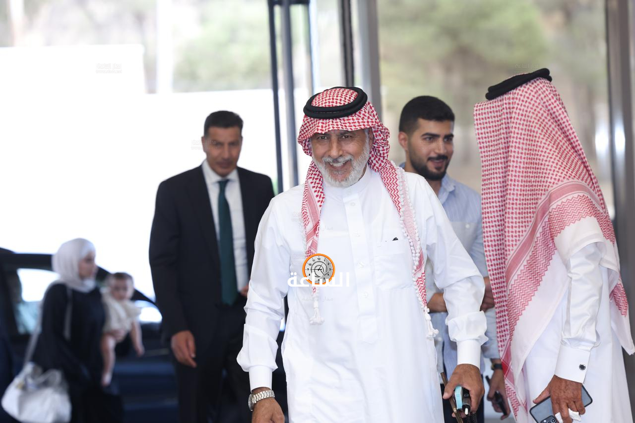 Madar Al-Saa Images 0.04550047755227349