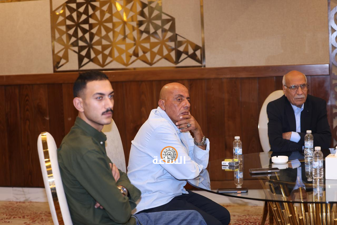 Madar Al-Saa Images 0.0074664291795691895