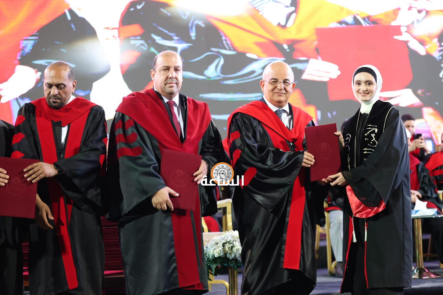 Madar Al-Saa Images 0.15770918339775586
