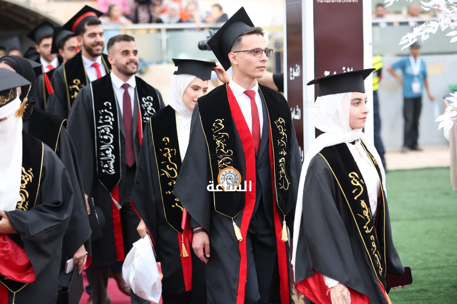 Madar Al-Saa Images 0.7030180485061154