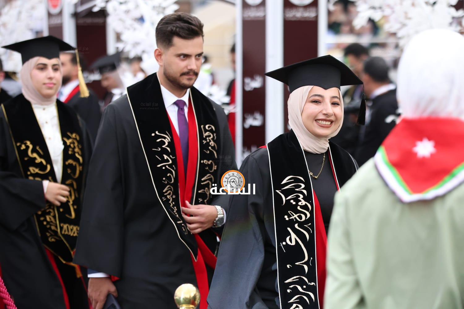 Madar Al-Saa Images 0.48539349171992996
