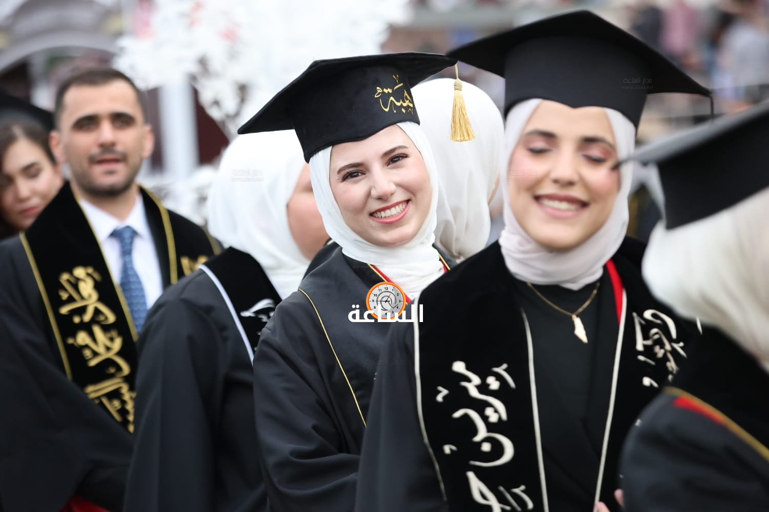 Madar Al-Saa Images 0.9950262744765377