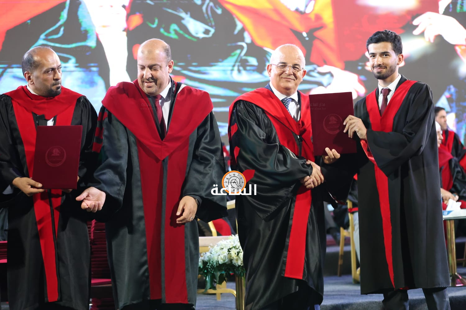 Madar Al-Saa Images 0.24491331948770134