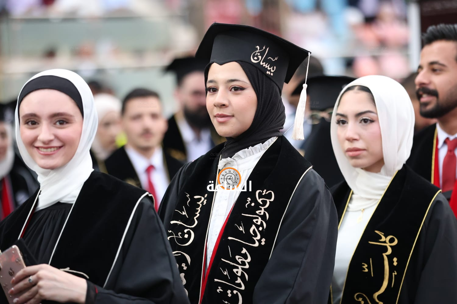 Madar Al-Saa Images 0.9558029589758906