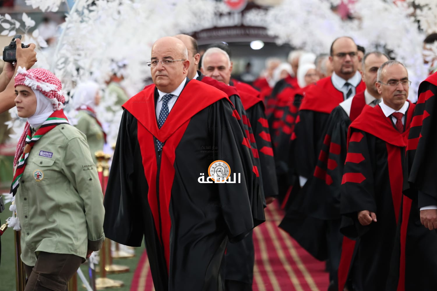 Madar Al-Saa Images 0.5703735873322634
