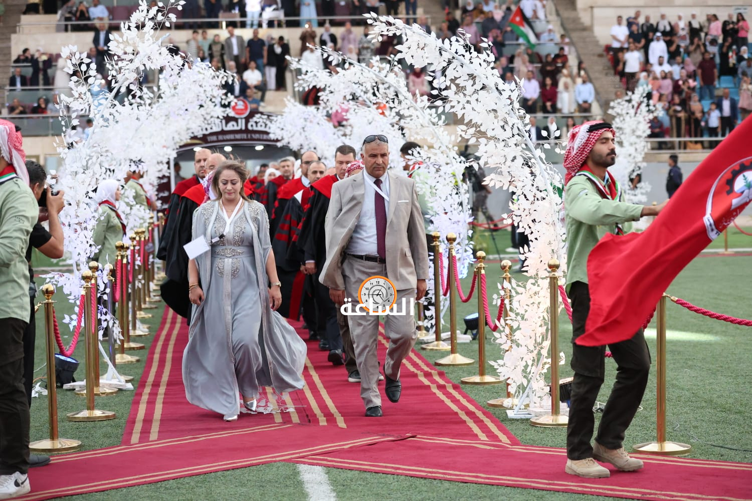Madar Al-Saa Images 0.39789089305186065